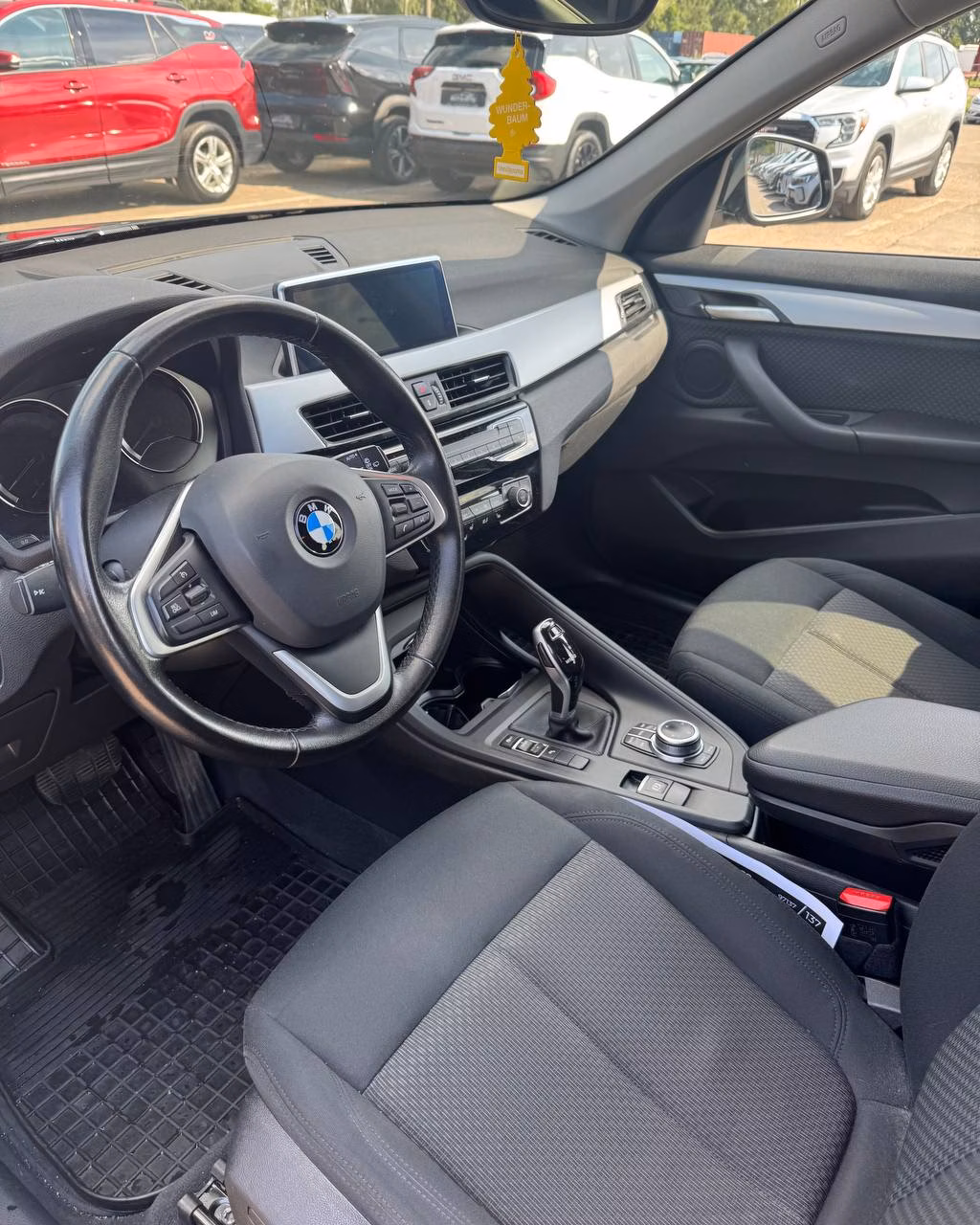 BMW X1 фото 10