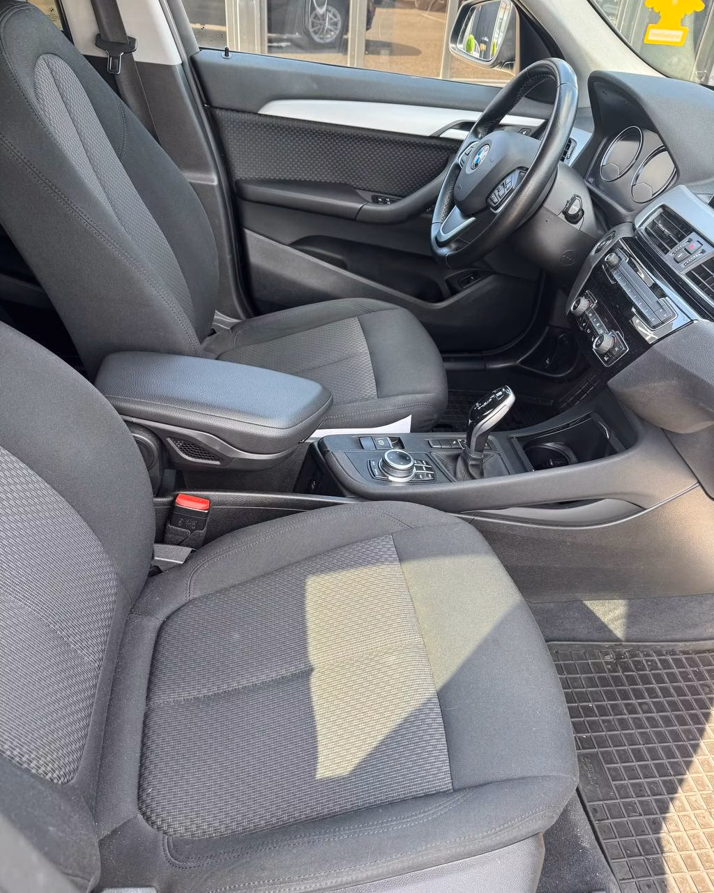 BMW X1 фото 13