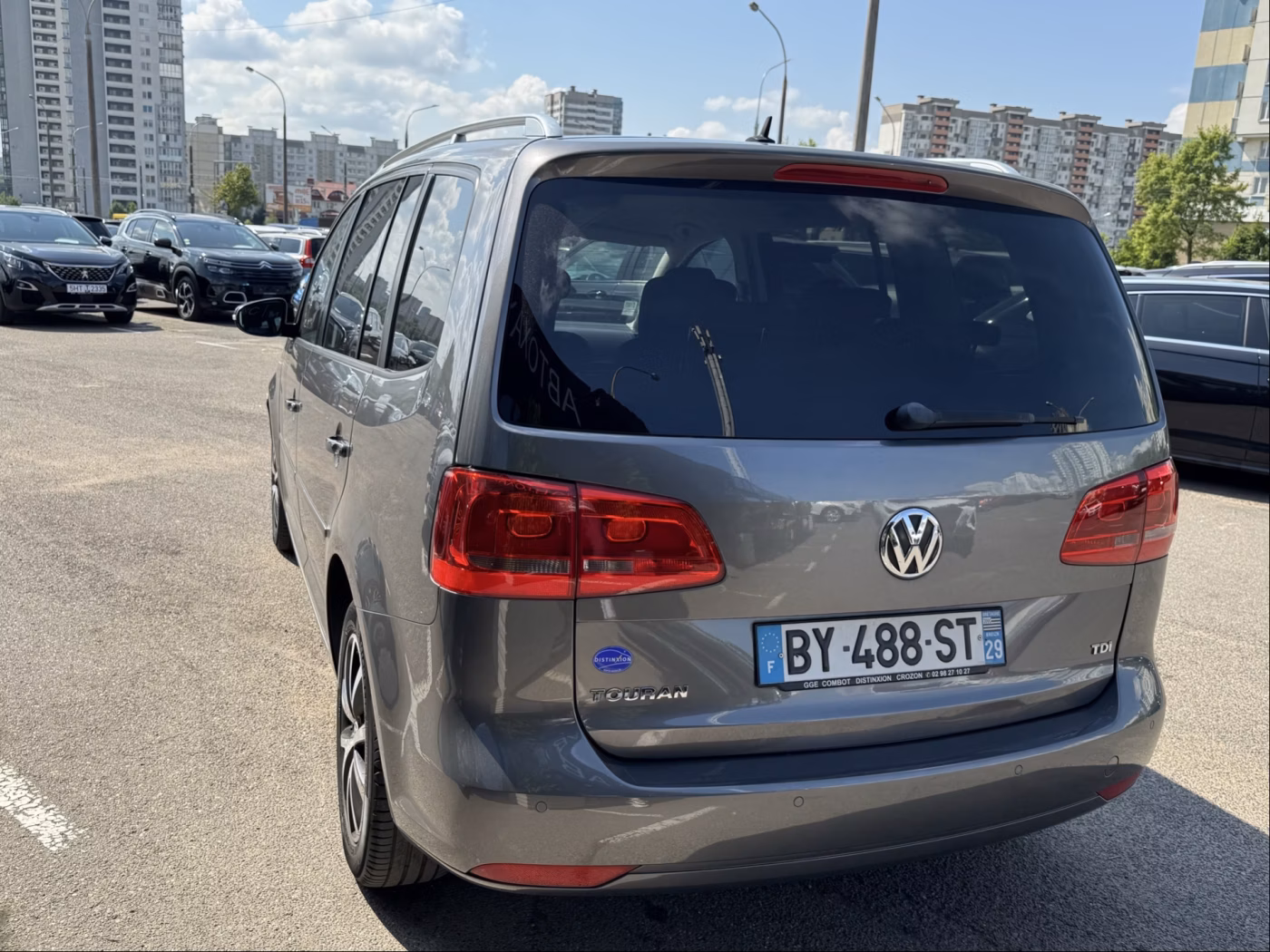 Volkswagen Touran фото 9