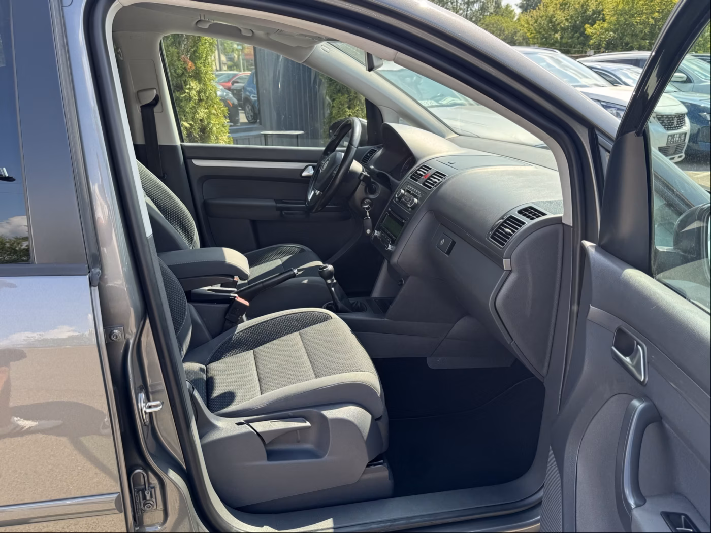 Volkswagen Touran фото 19