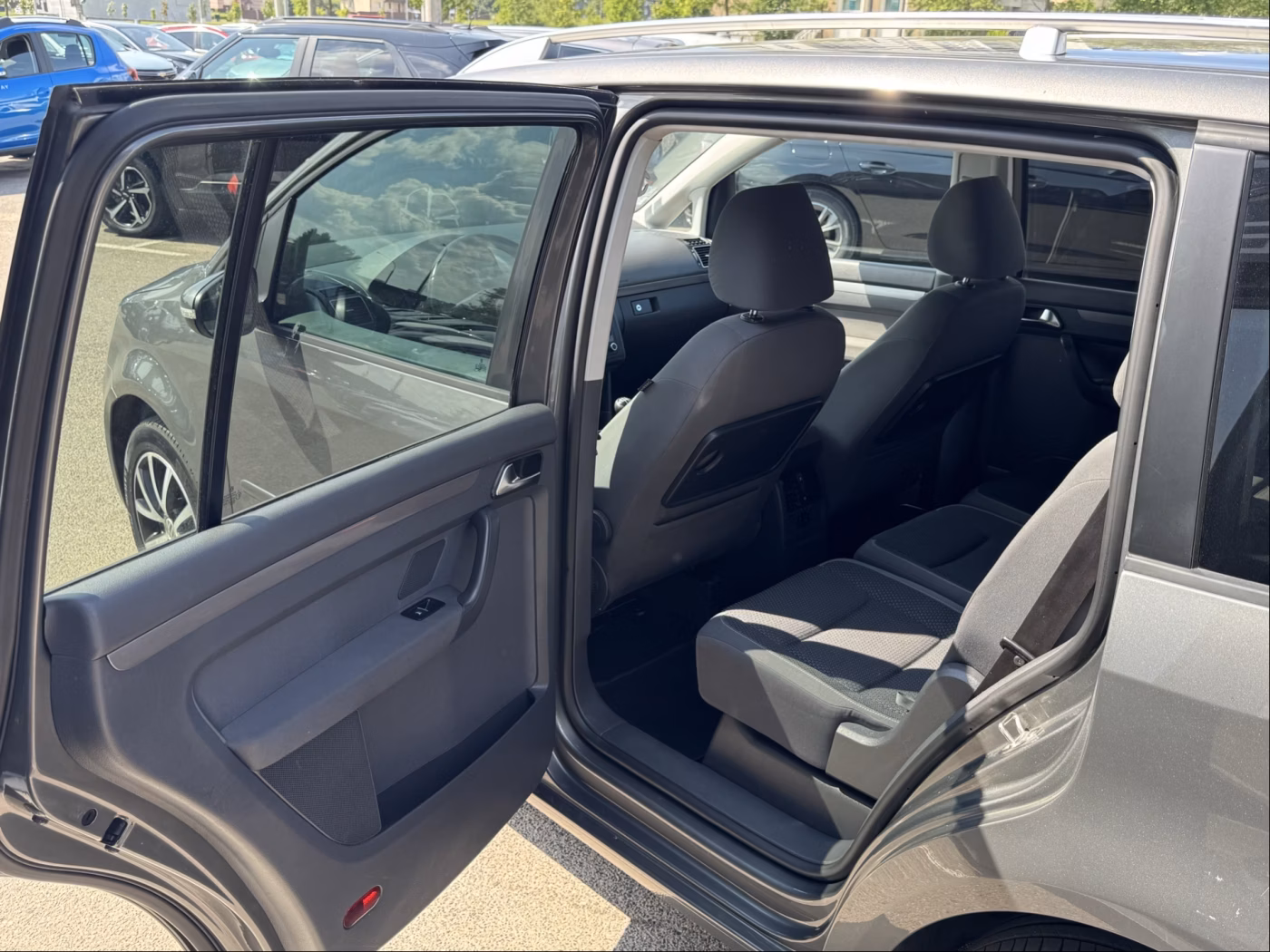 Volkswagen Touran фото 22