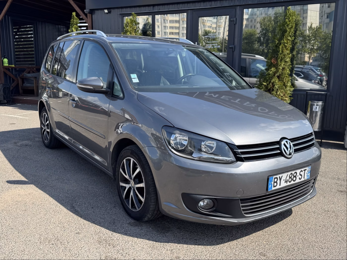 Volkswagen Touran фото 2