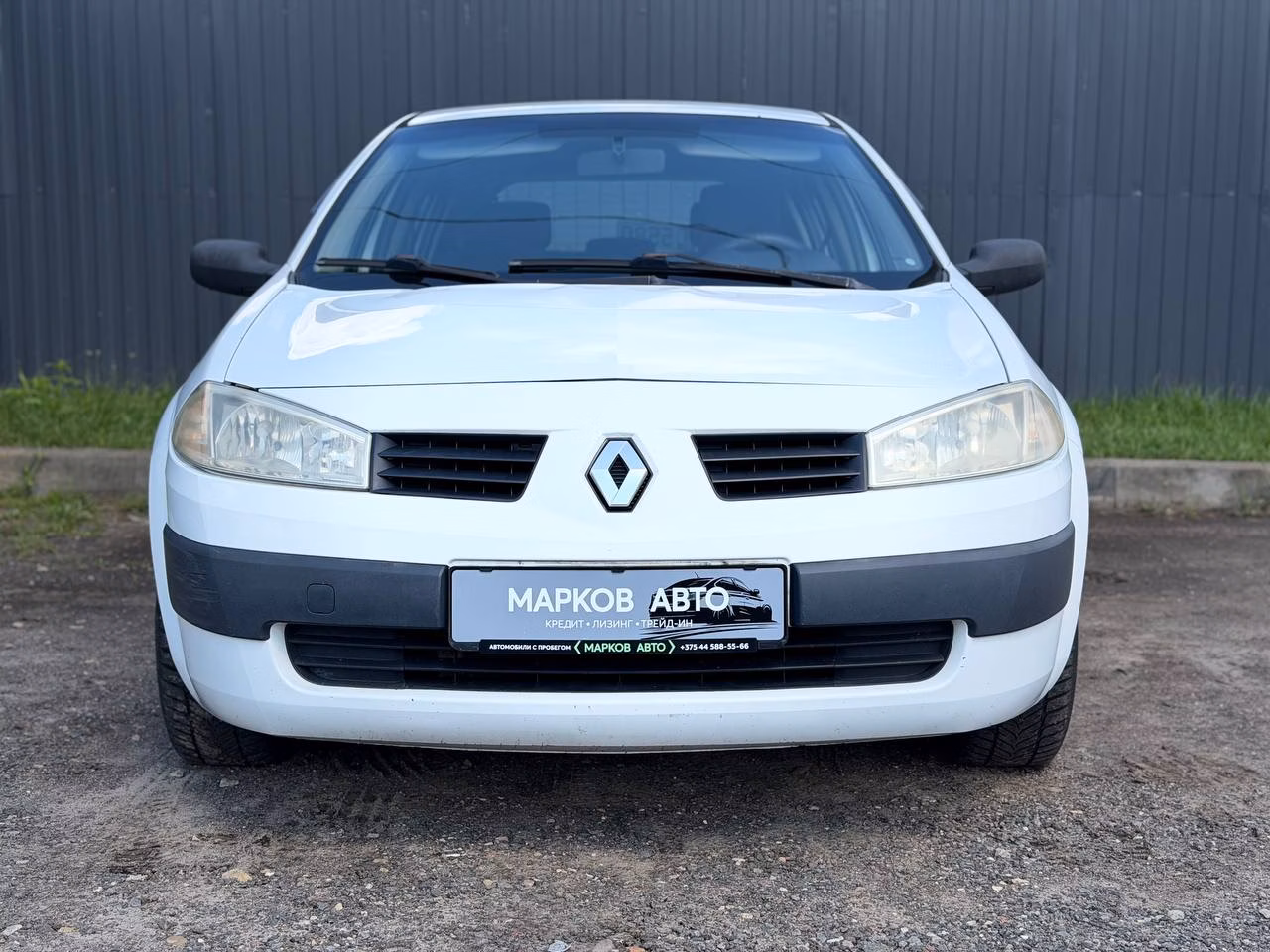 Renault Megane фото 2
