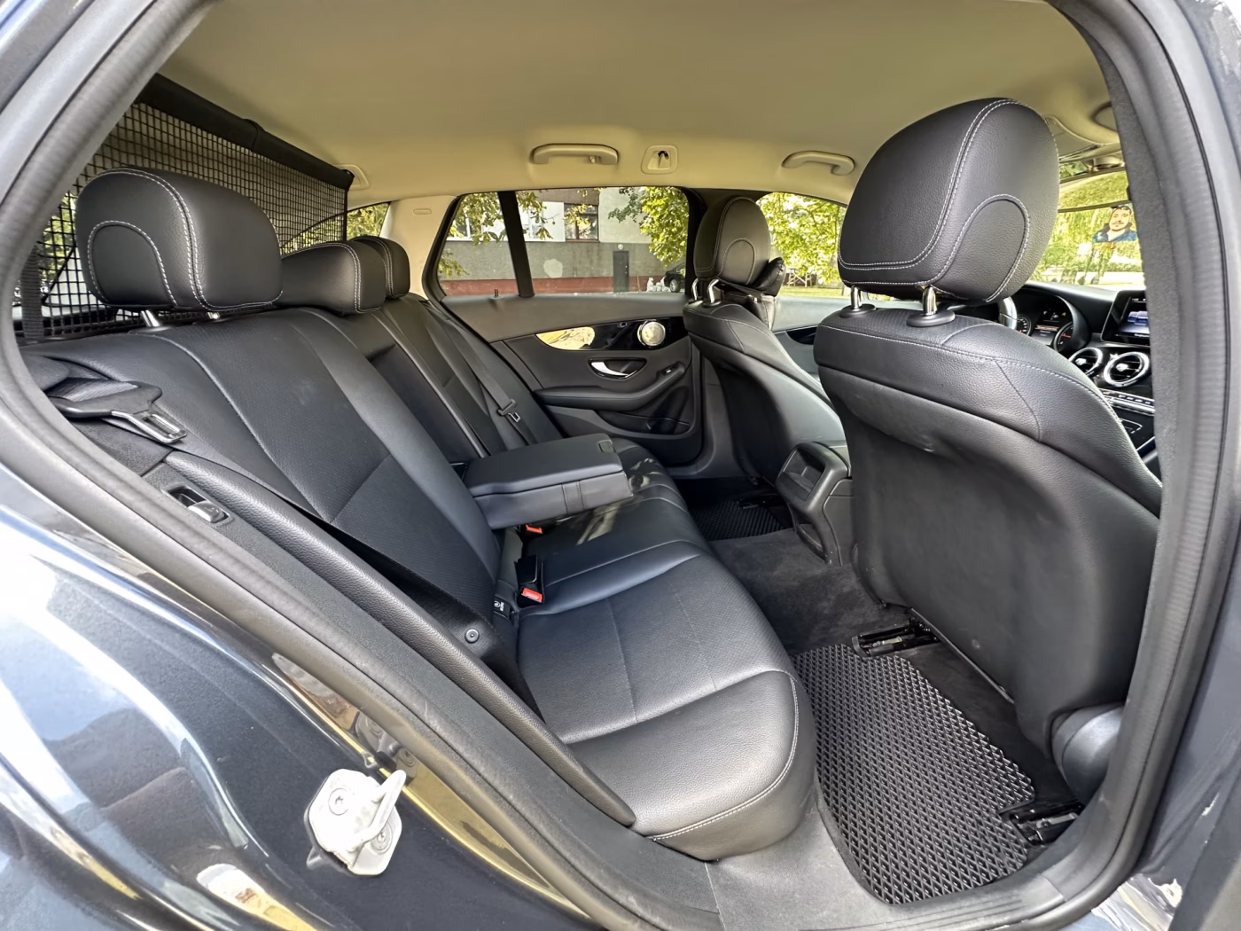Mercedes-Benz C-Класс фото 11