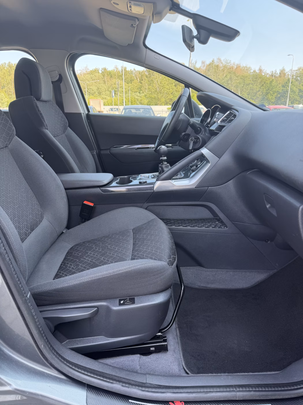 Peugeot 3008 фото 9