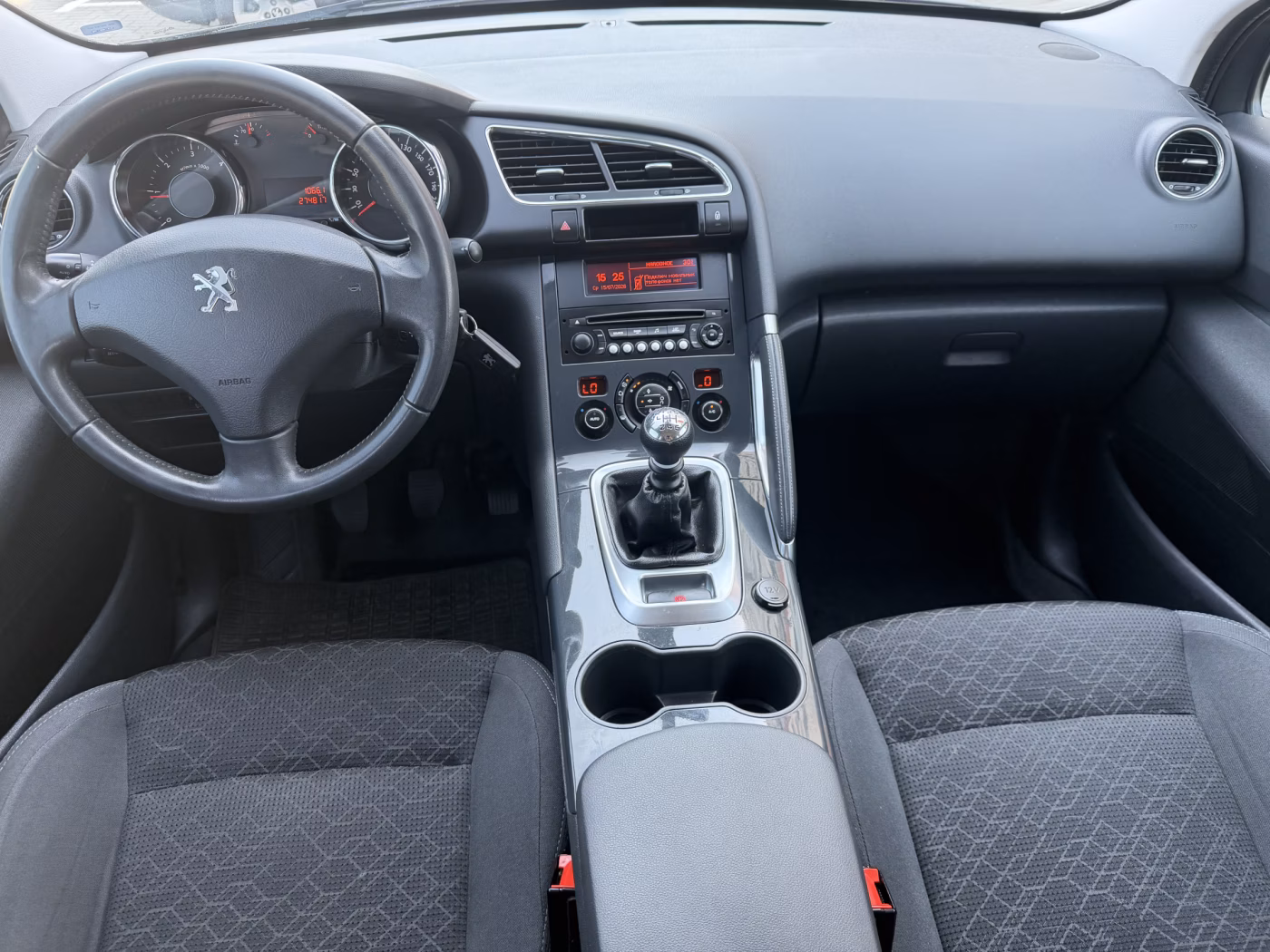 Peugeot 3008 фото 8