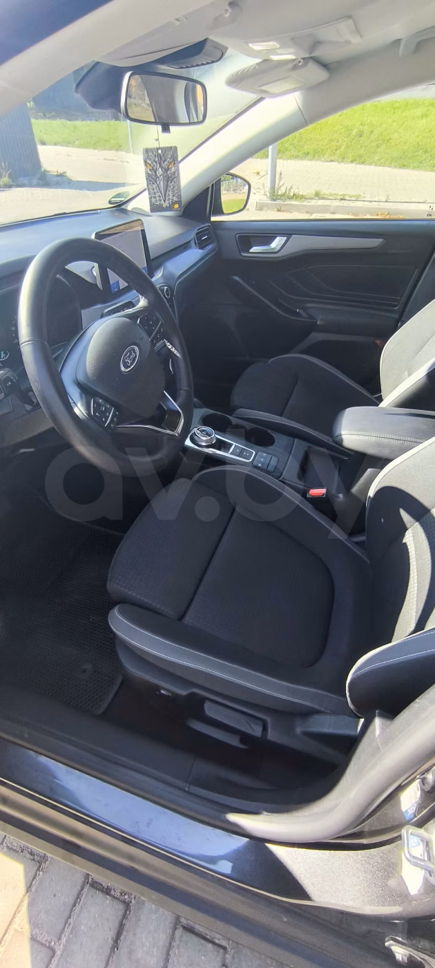 Ford Focus фото 15