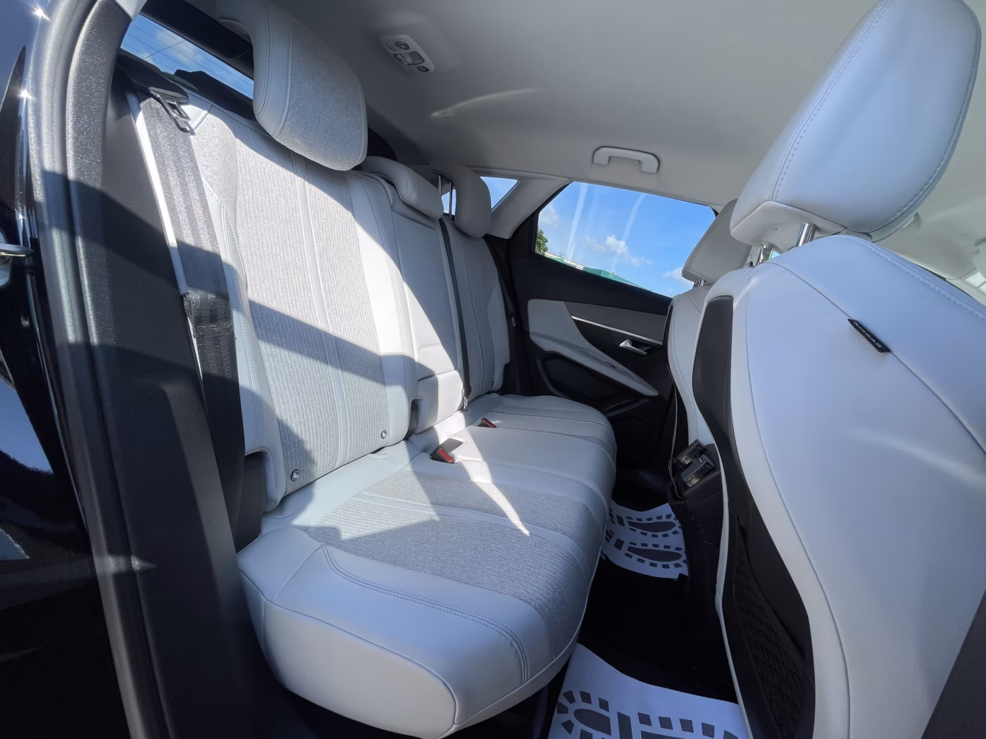Peugeot 3008 фото 12