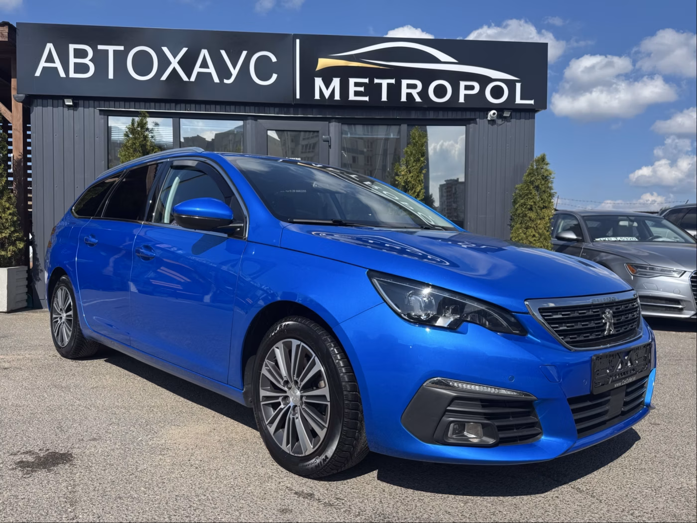 Peugeot 308 фото 2