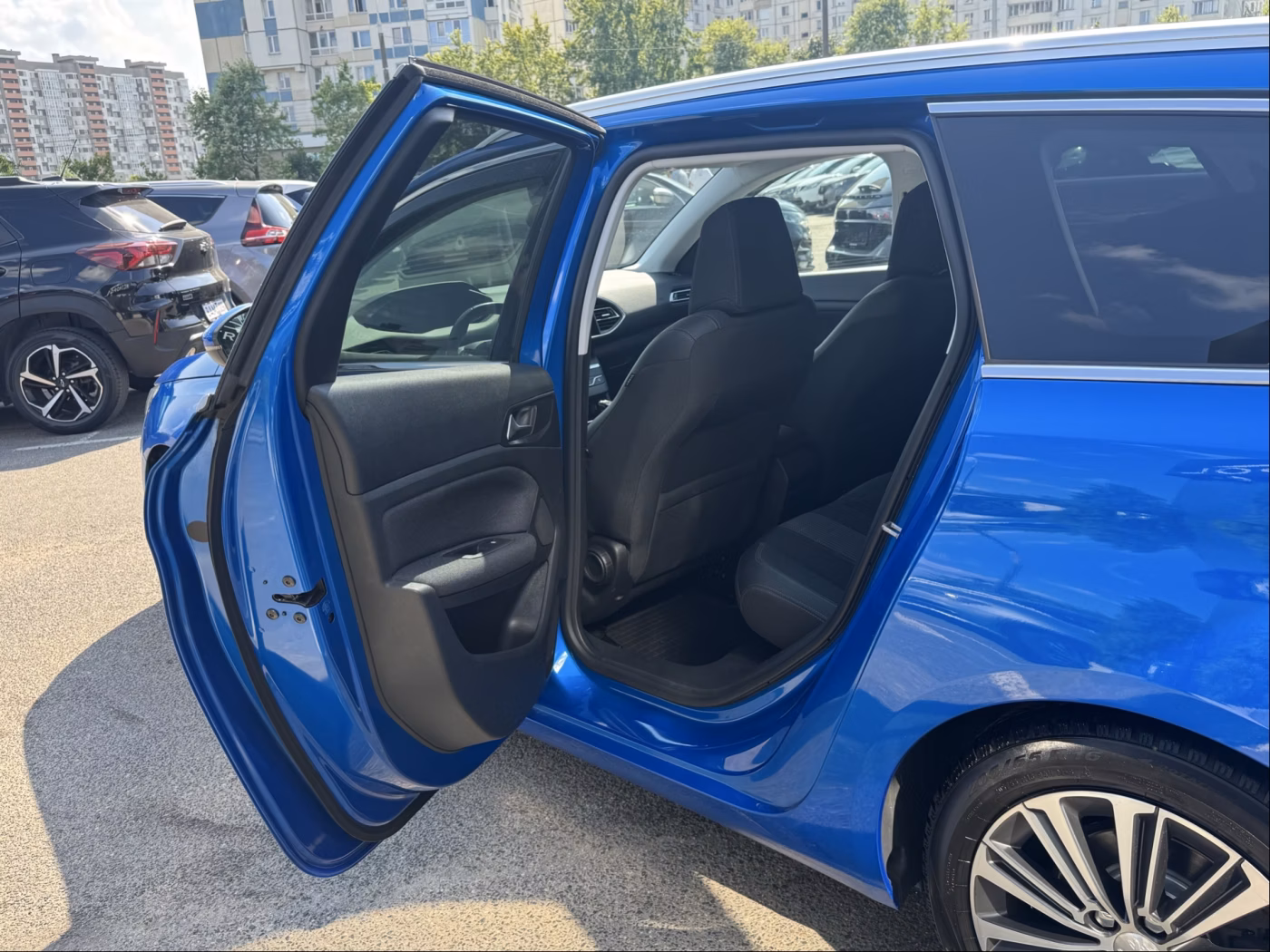 Peugeot 308 фото 11