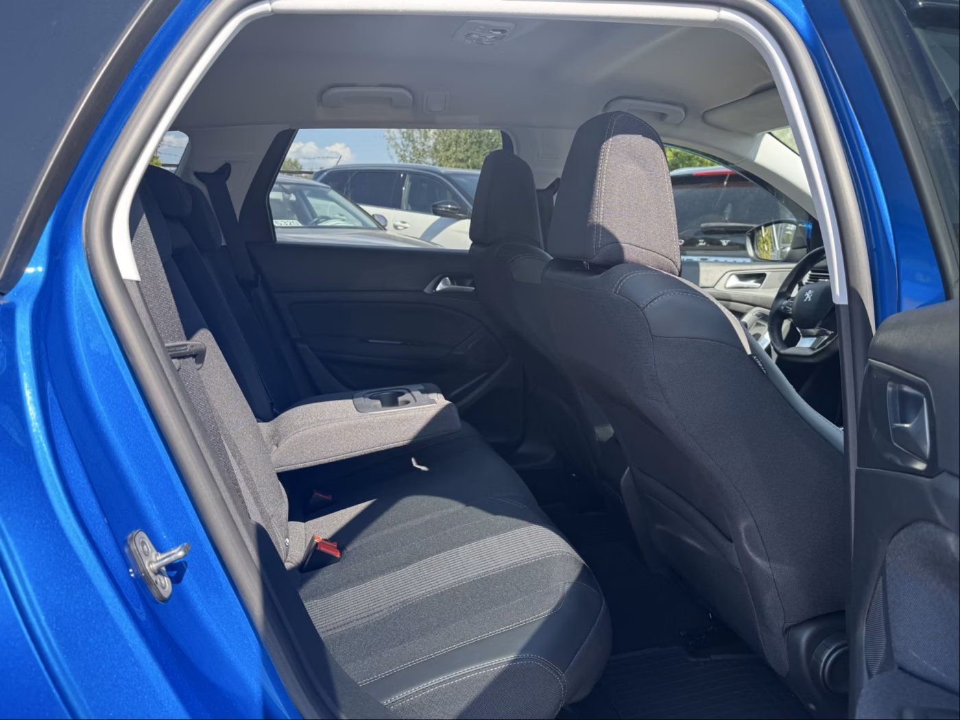 Peugeot 308 фото 16