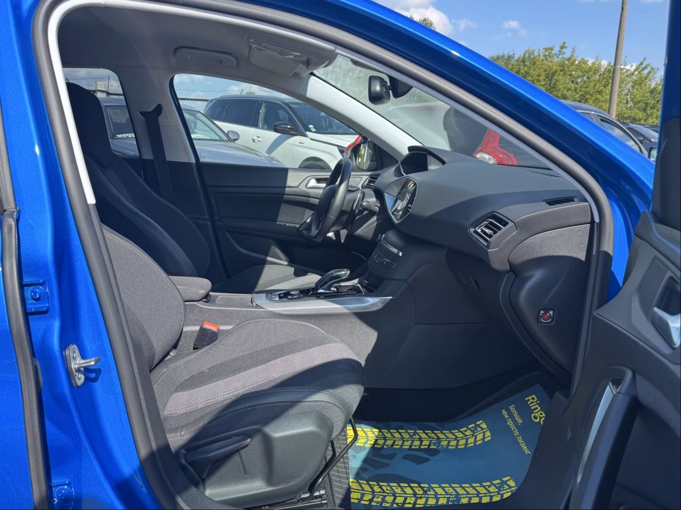 Peugeot 308 фото 18