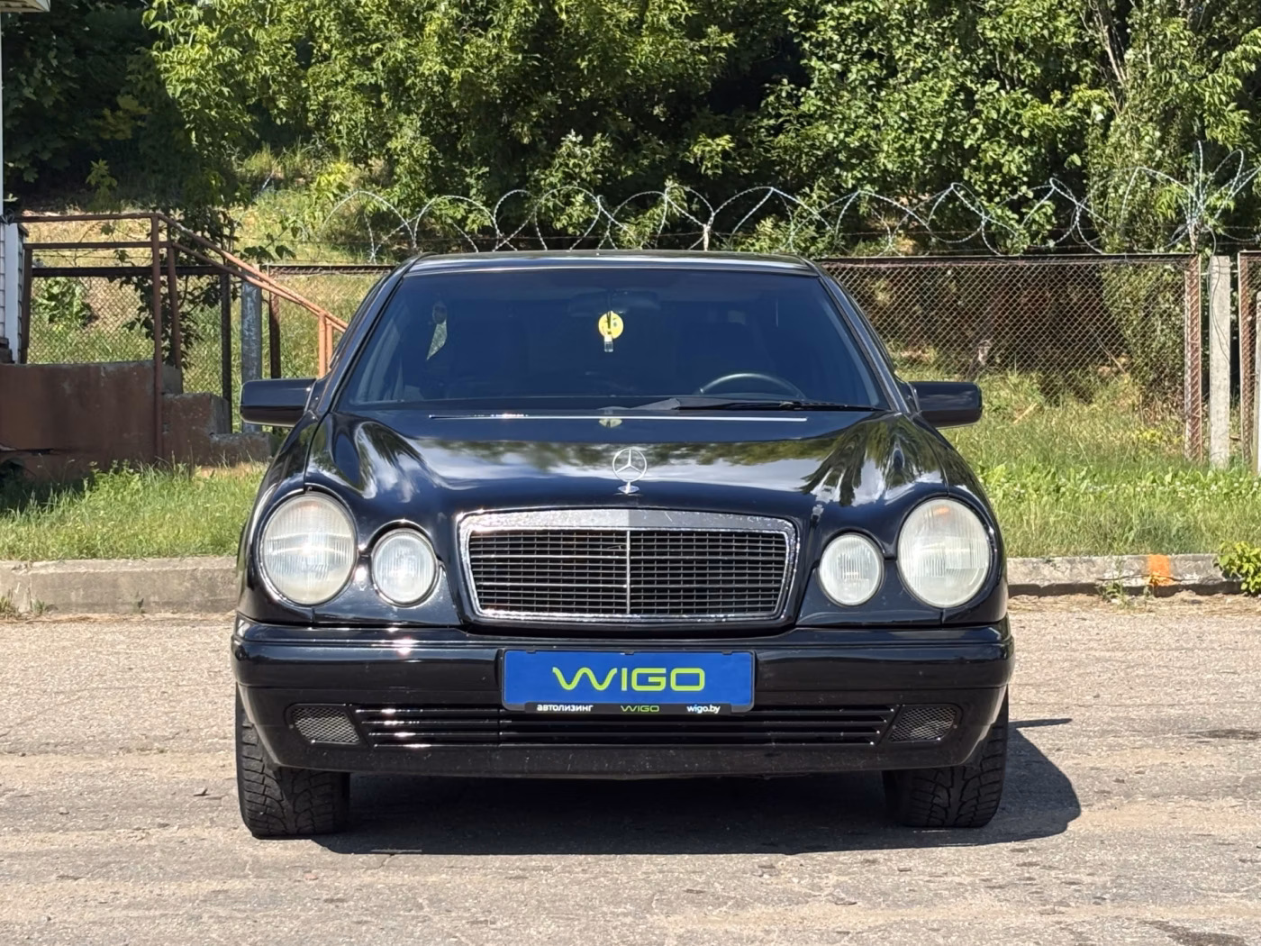 Mercedes-Benz E-Класс фото 3
