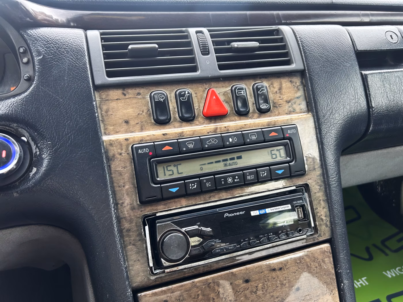 Mercedes-Benz E-Класс фото 12