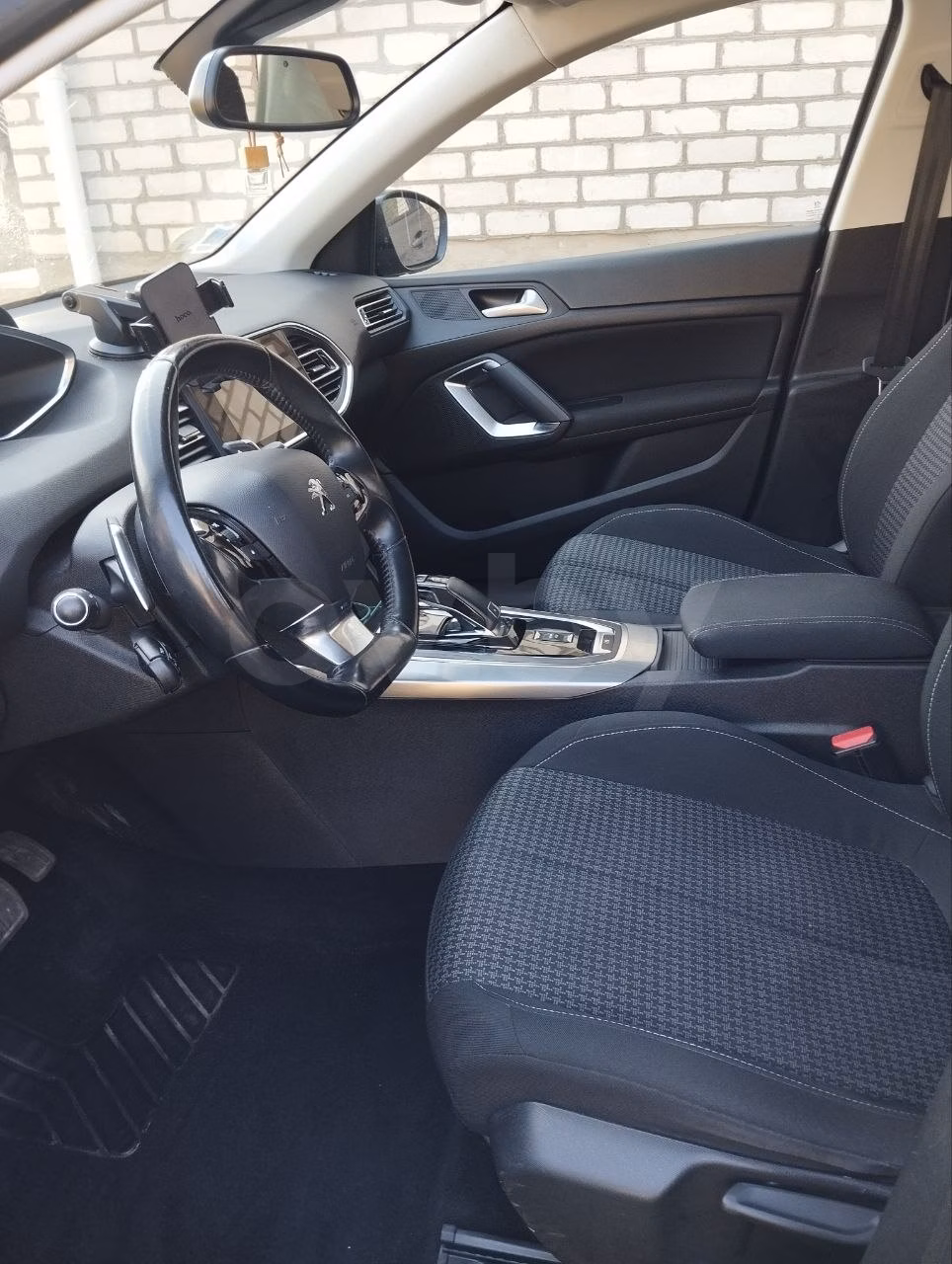 Peugeot 308 фото 7