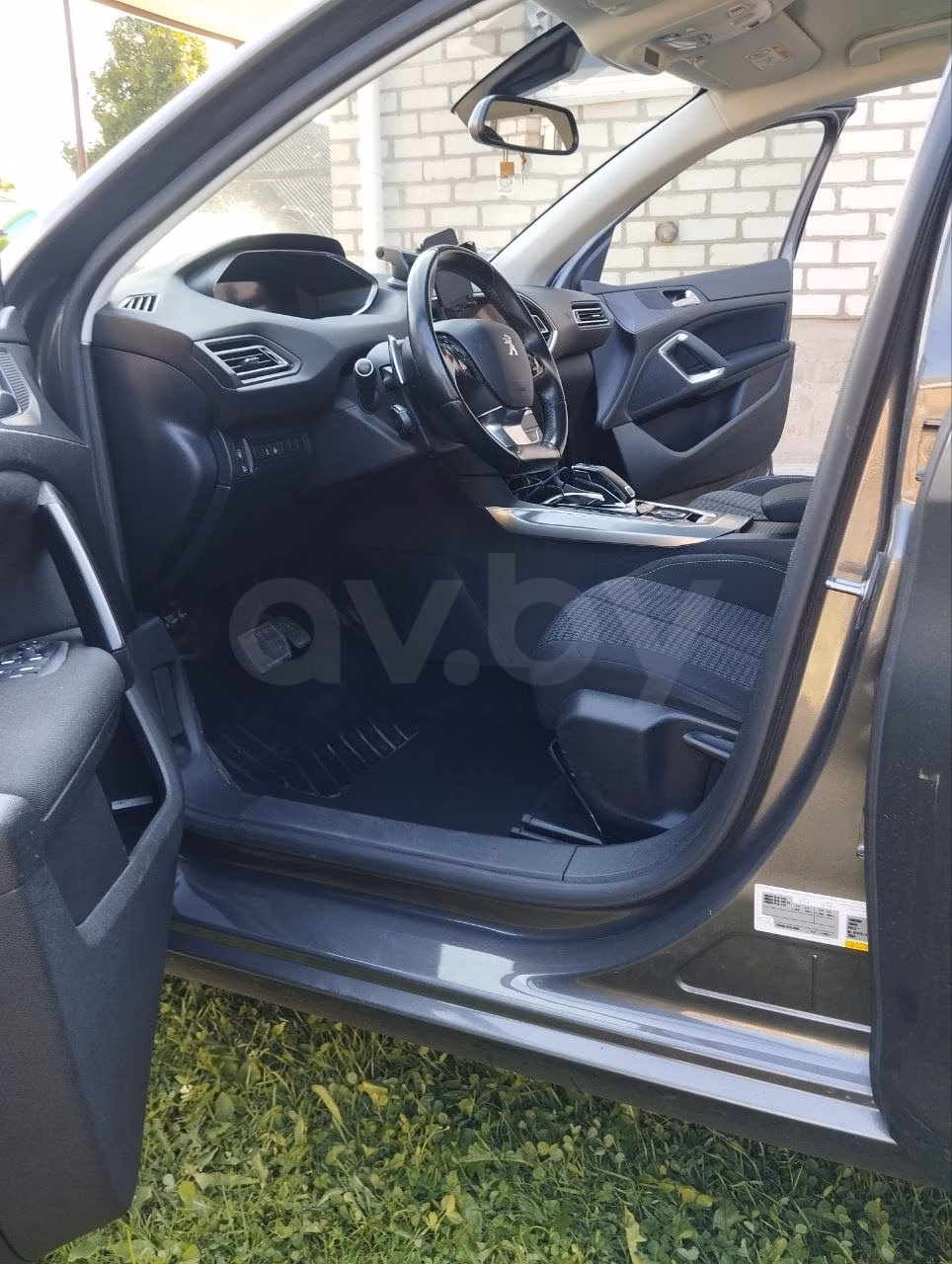 Peugeot 308 фото 11