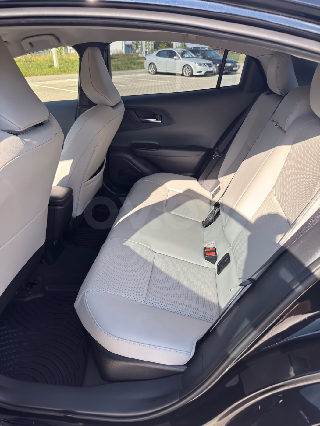 Toyota Prius фото 15