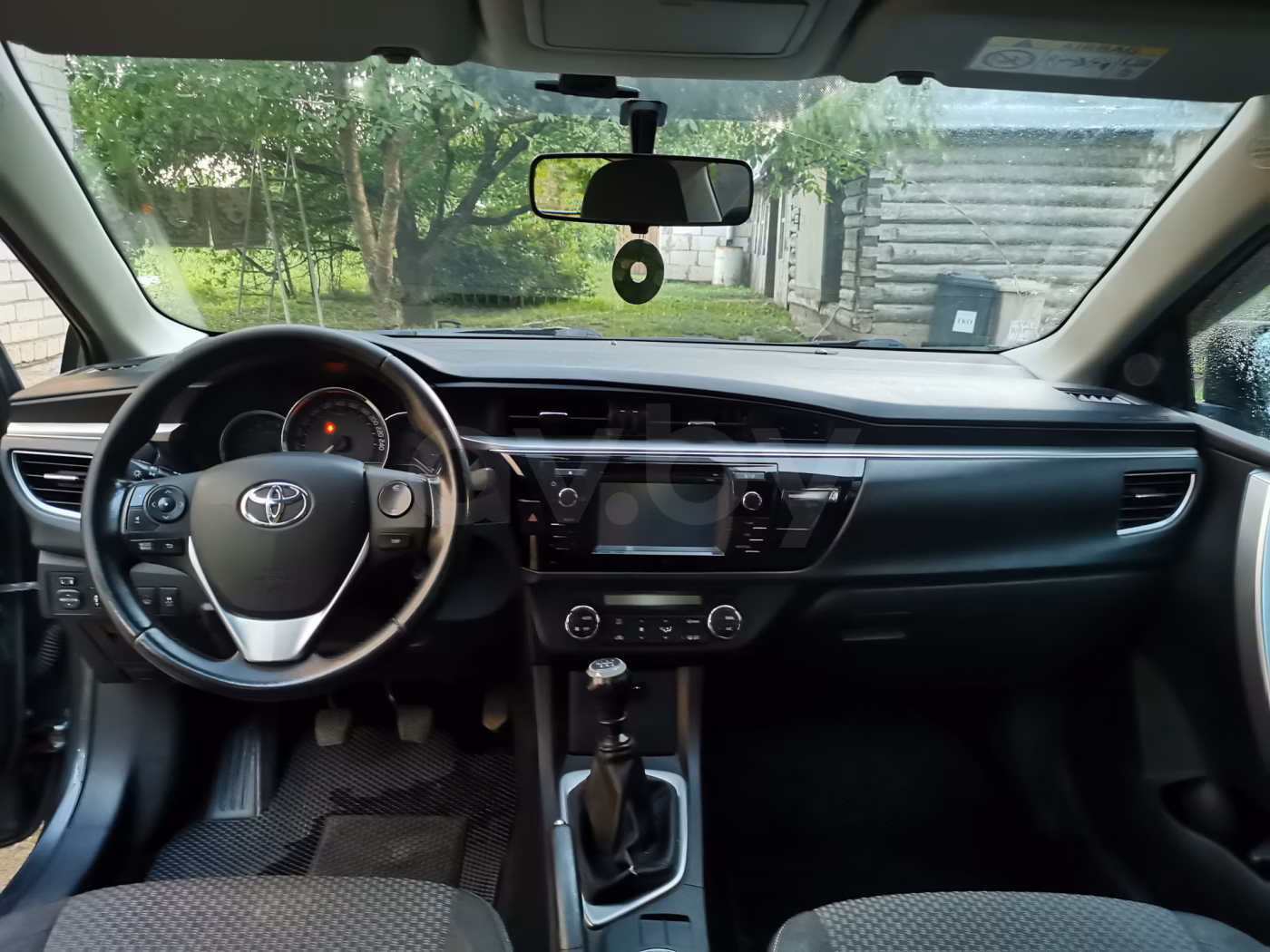 Toyota Corolla фото 13