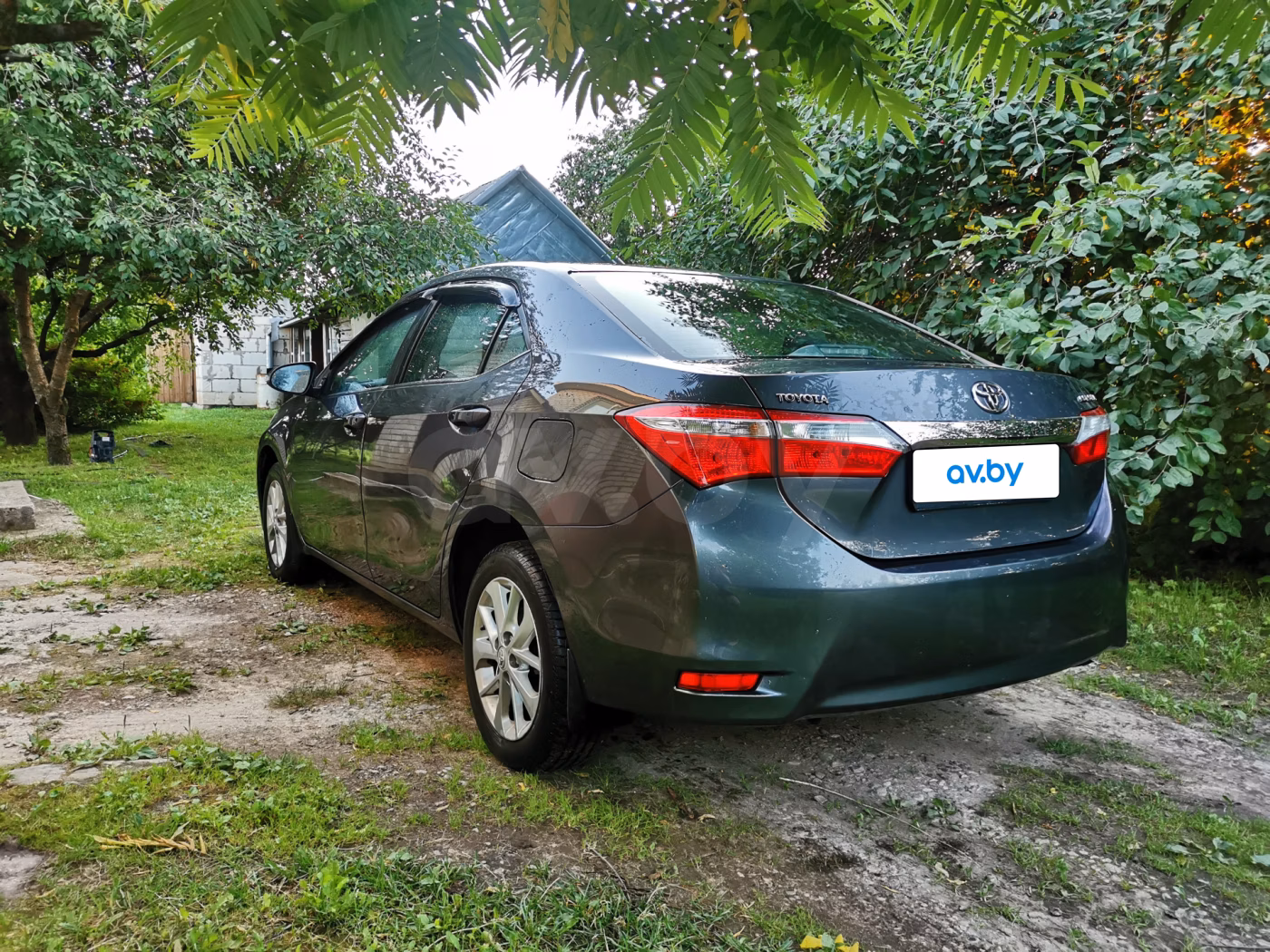 Toyota Corolla фото 6
