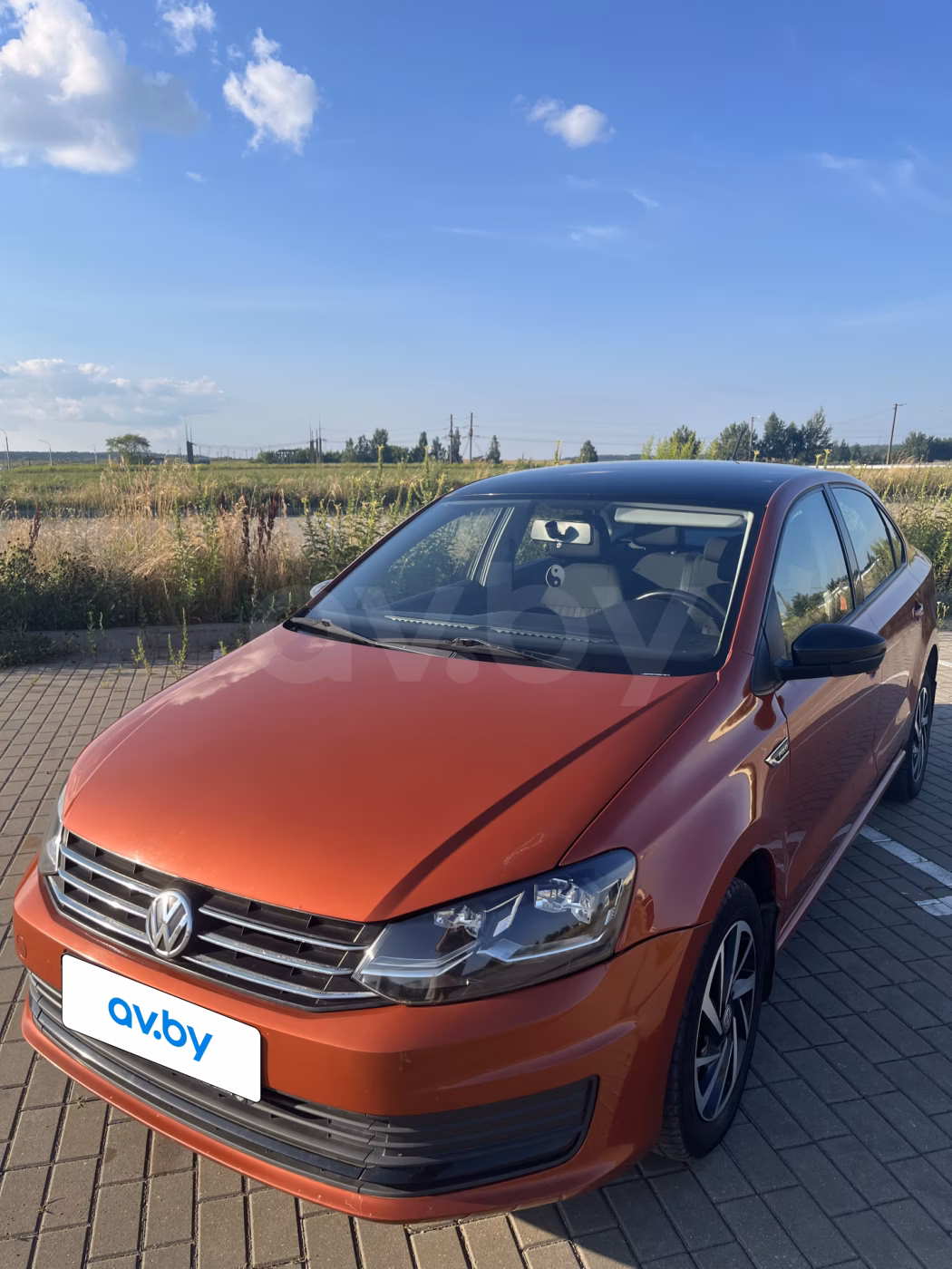 Volkswagen Polo Sedan фото 11