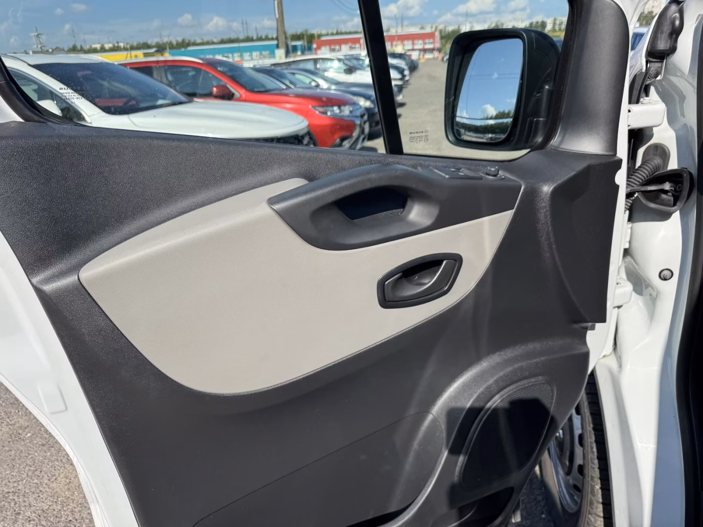 Renault Trafic фото 19