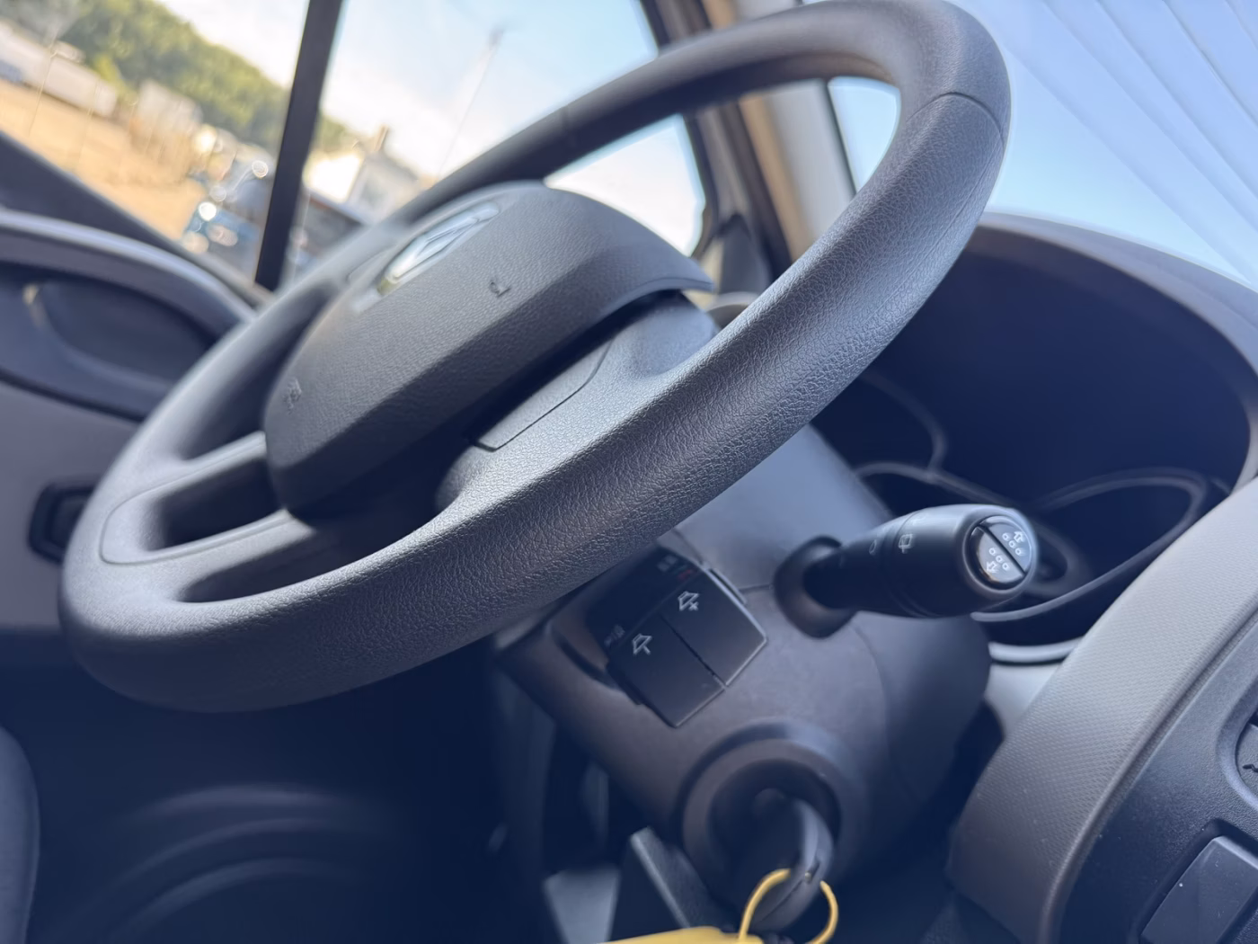 Renault Trafic фото 17