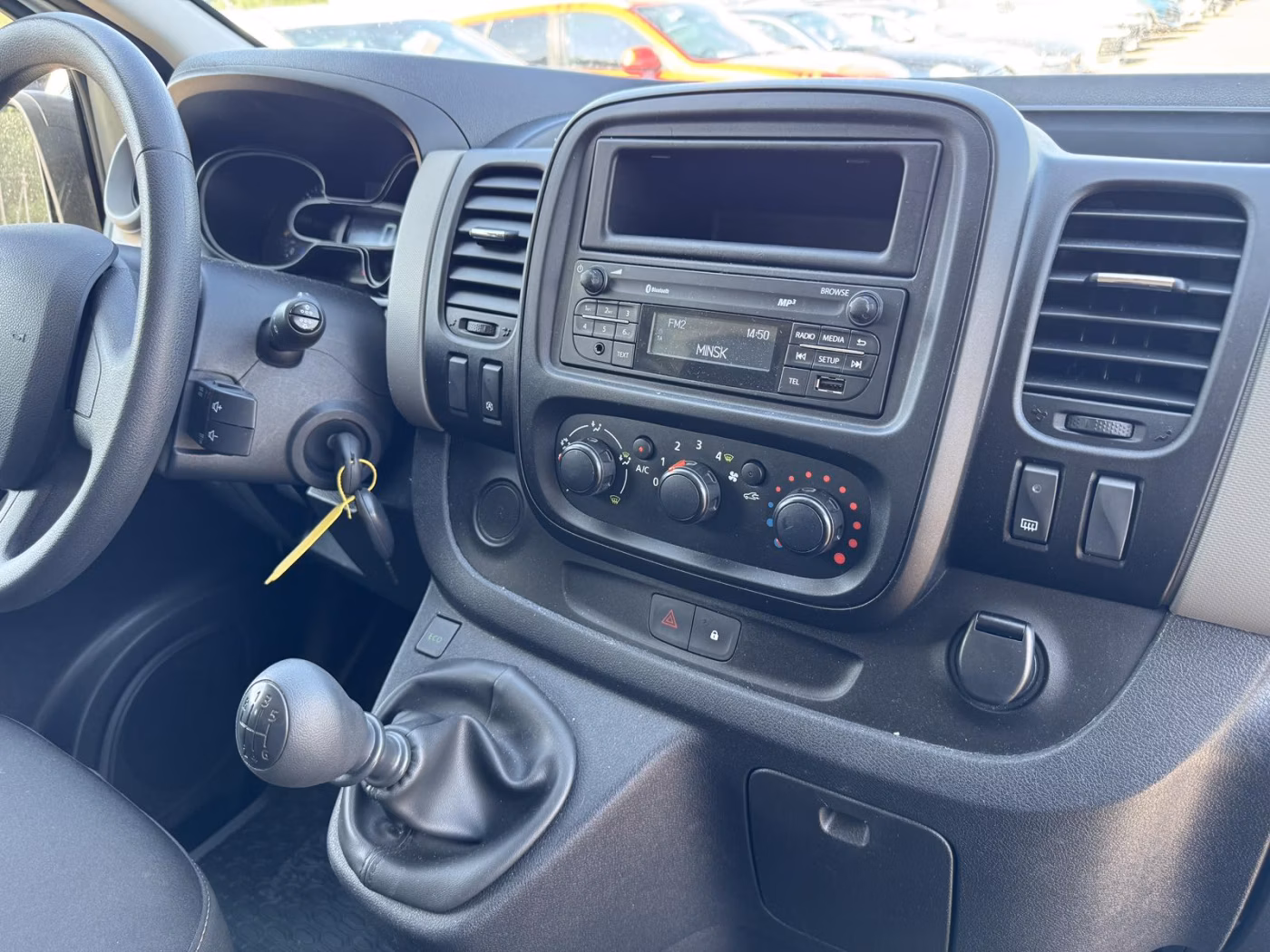 Renault Trafic фото 18
