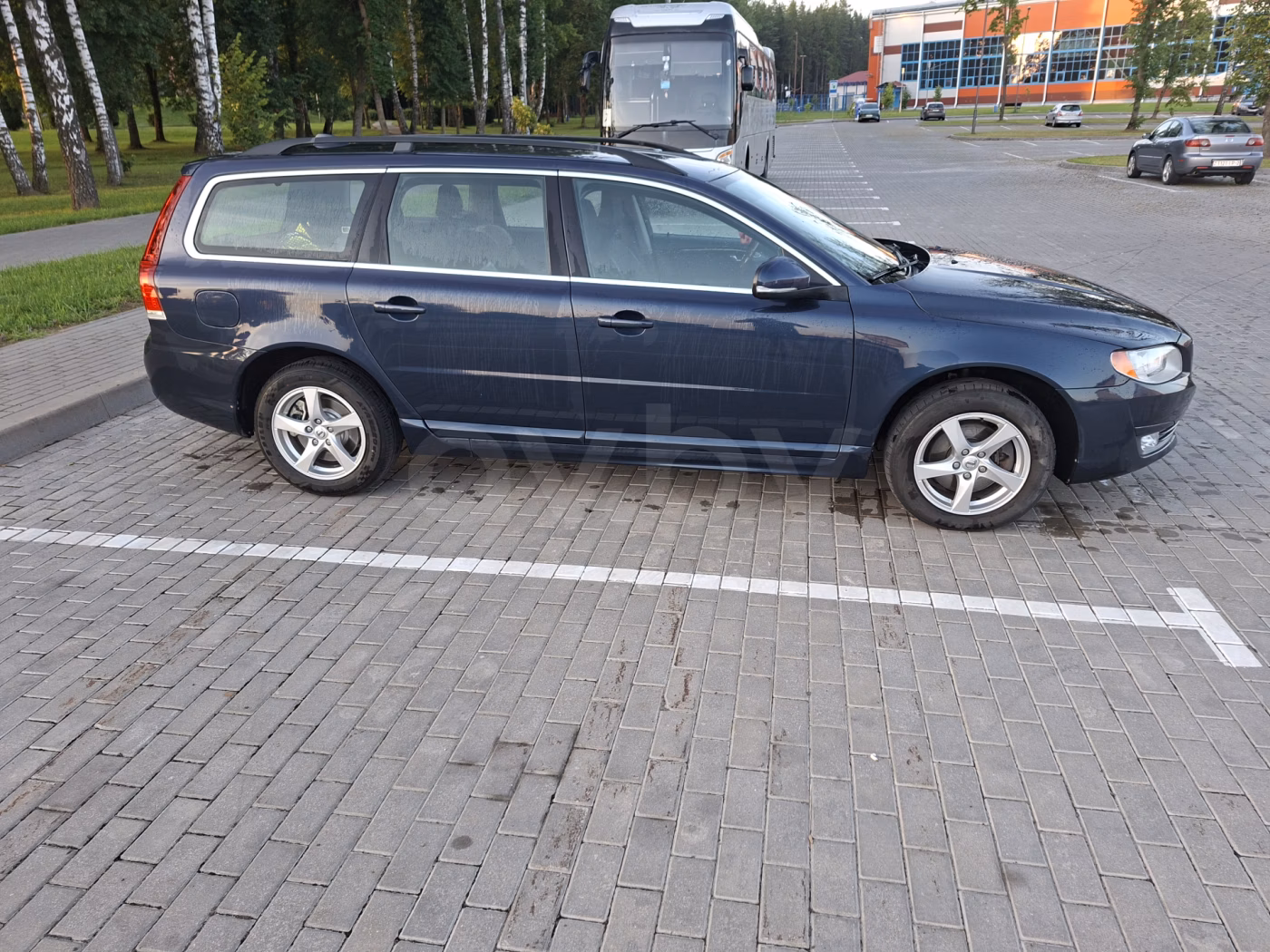 Volvo V70 фото 2