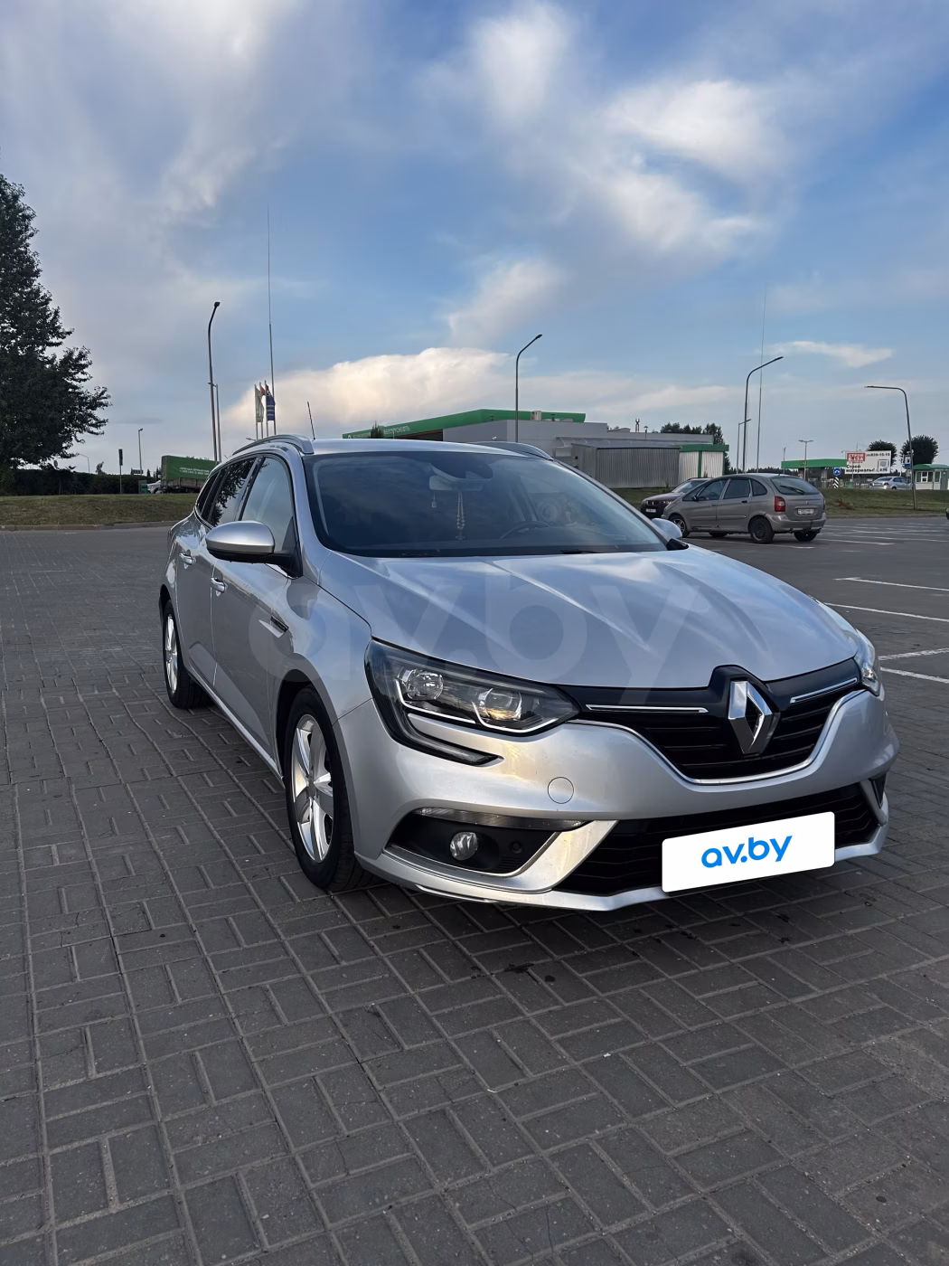 Renault Megane фото 4