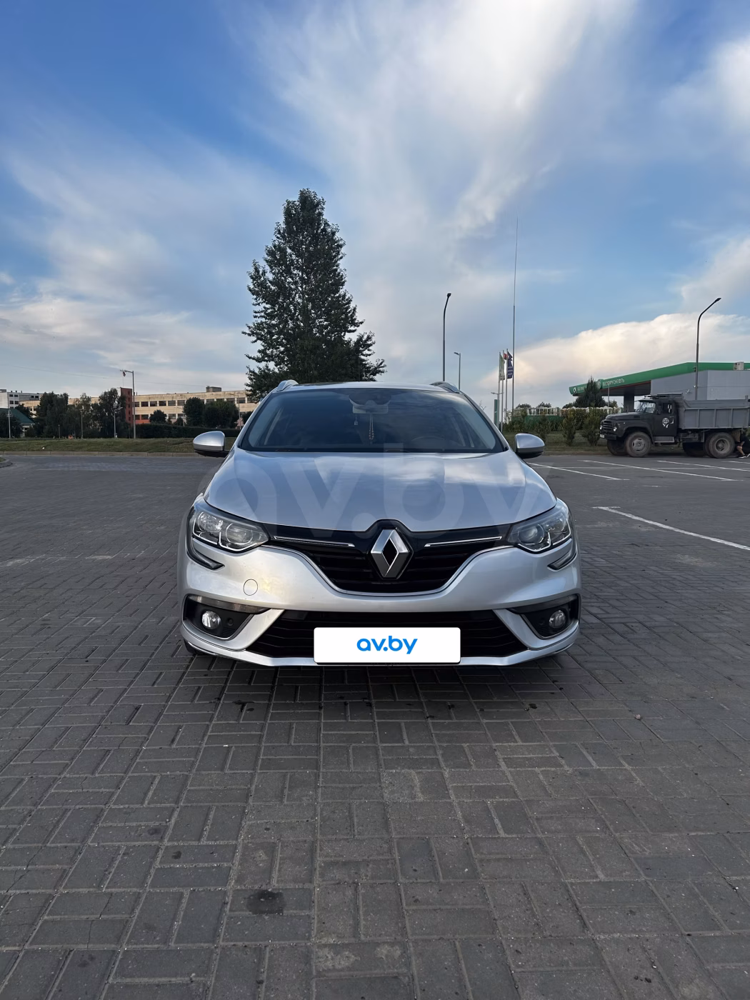 Renault Megane фото 6