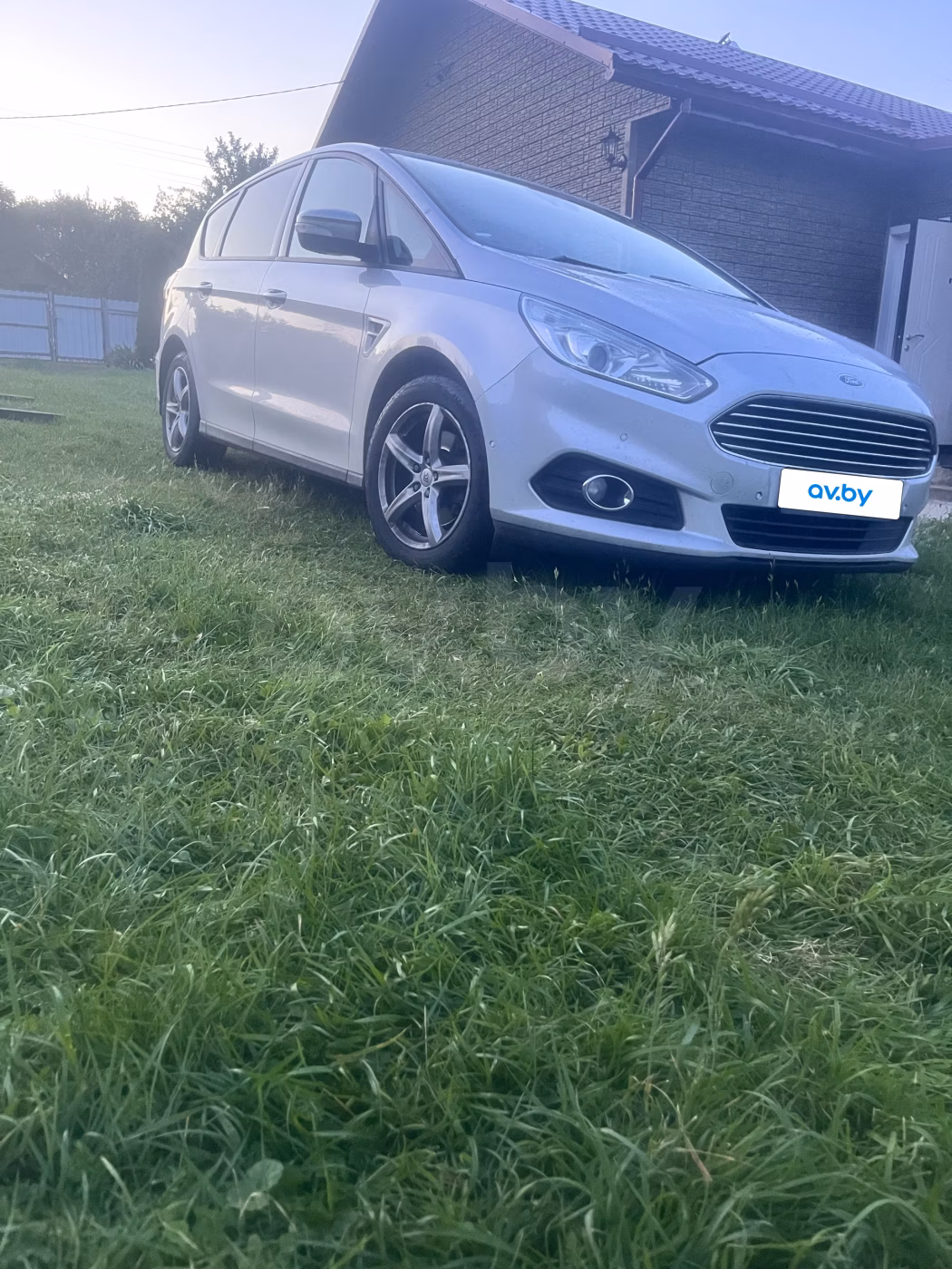 Ford S-MAX фото 4