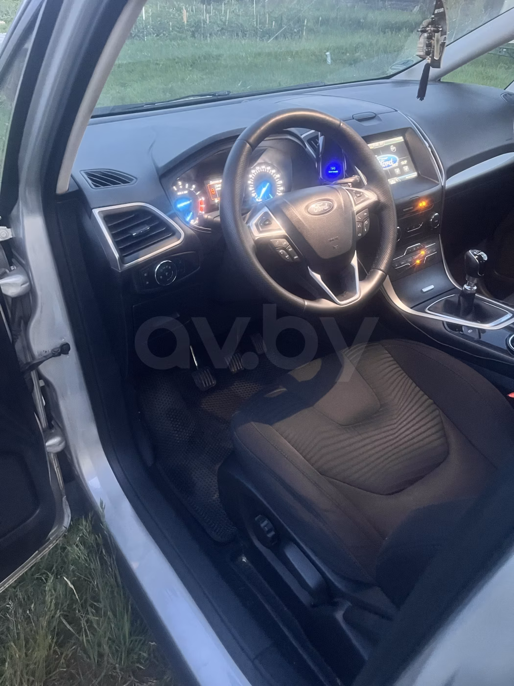 Ford S-MAX фото 6