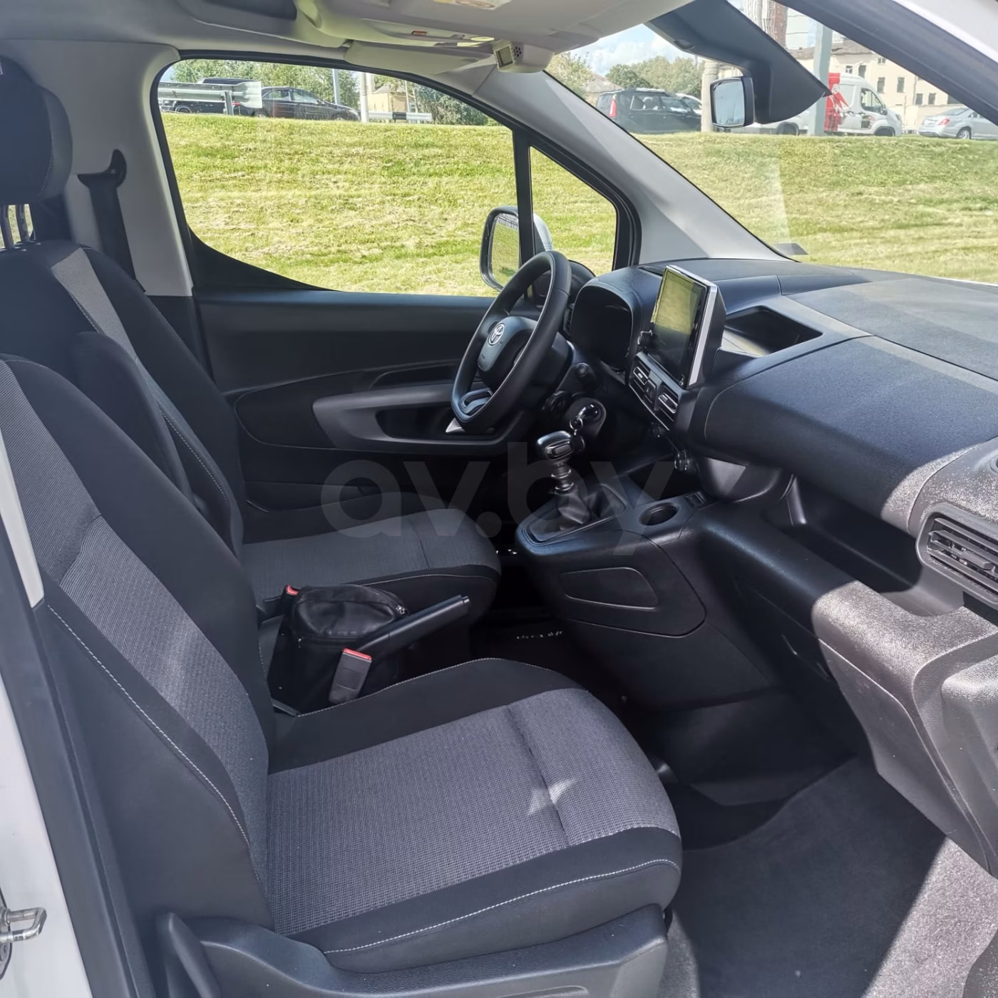 Toyota ProAce City фото 2