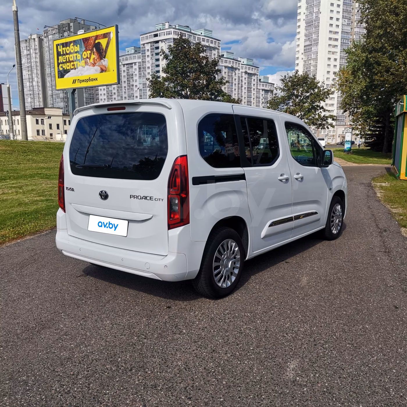 Toyota ProAce City фото 4