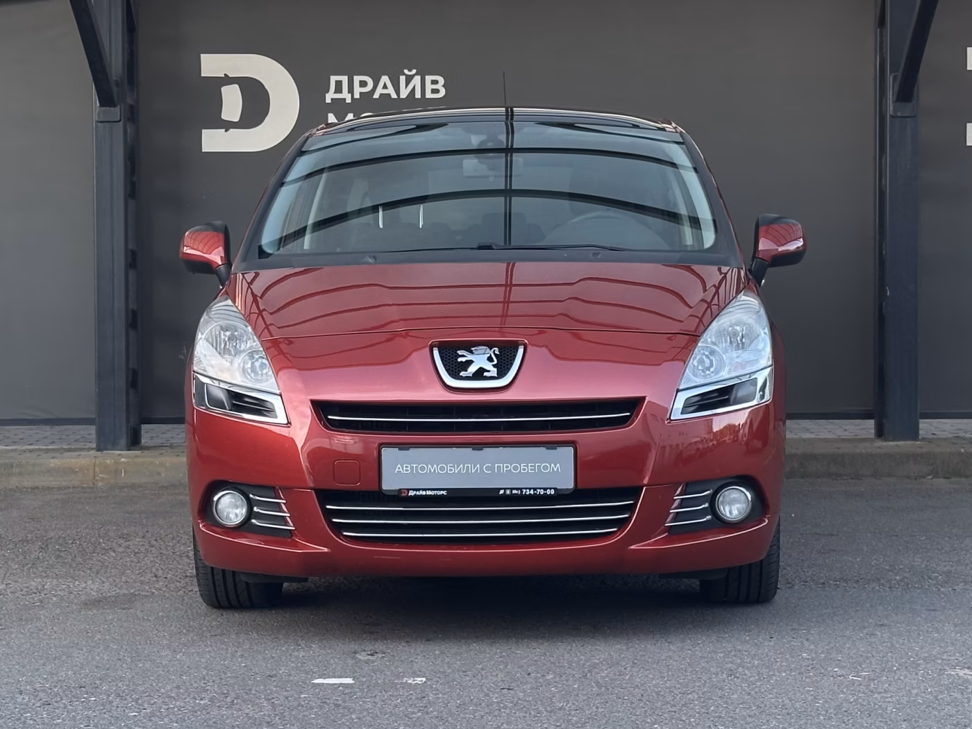 Peugeot 5008 фото 2