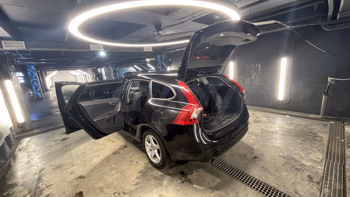 Volvo V60 фото 22
