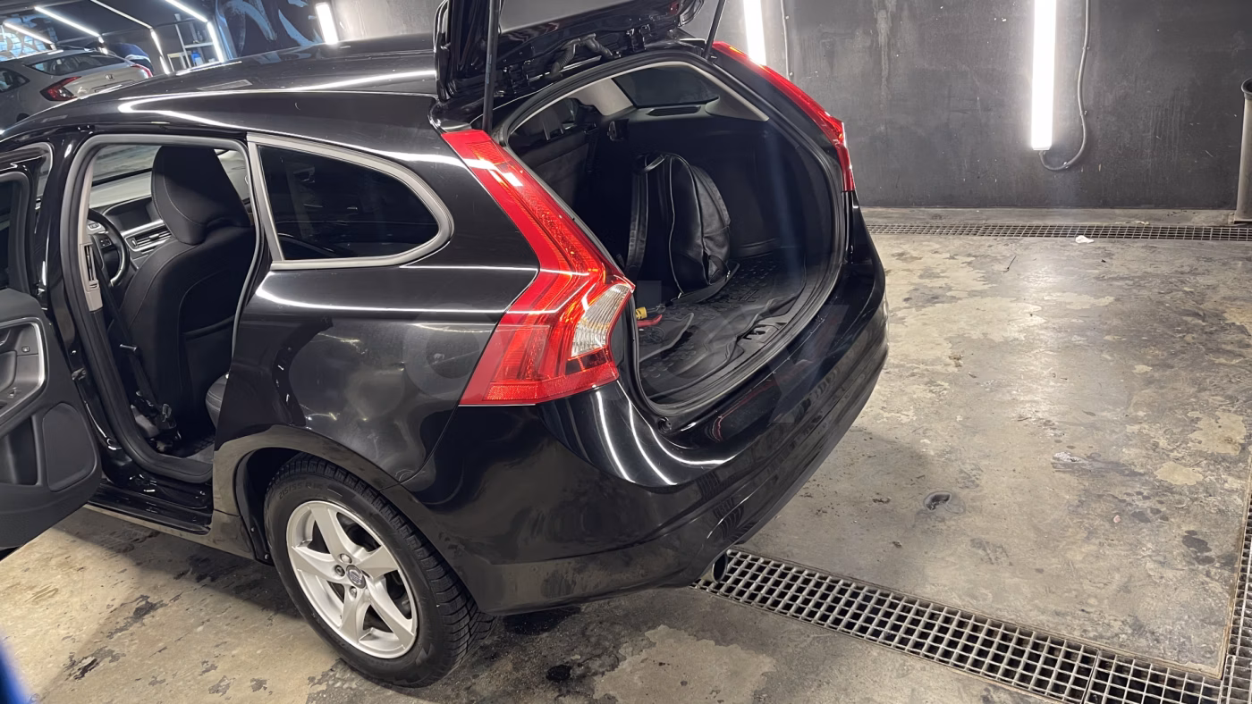 Volvo V60 фото 23
