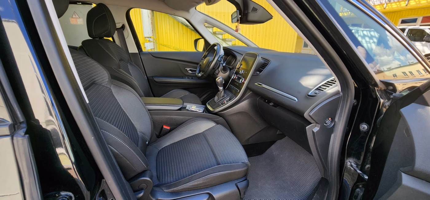 Renault Scenic фото 10