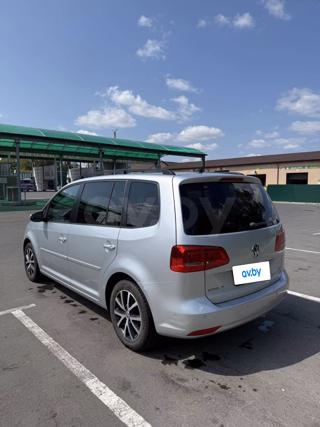 Volkswagen Touran фото 6