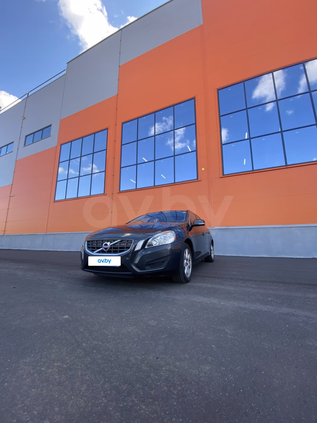 Volvo V60 фото 4