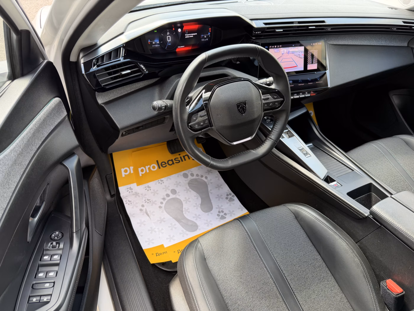 Peugeot 308 фото 10
