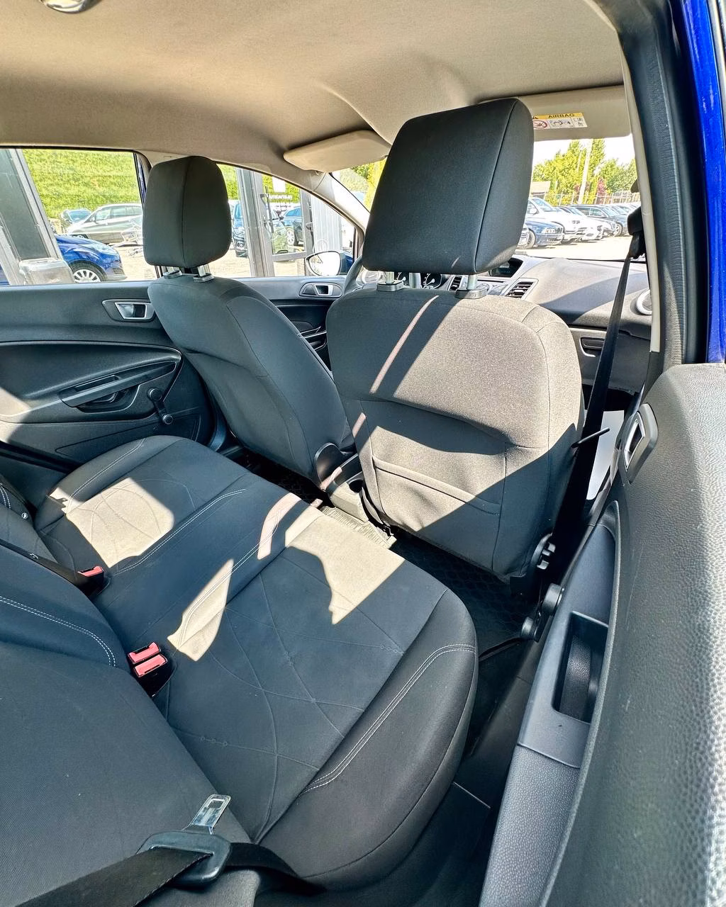 Ford Fiesta фото 13