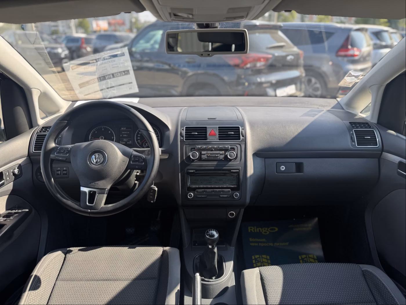 Volkswagen Touran фото 25
