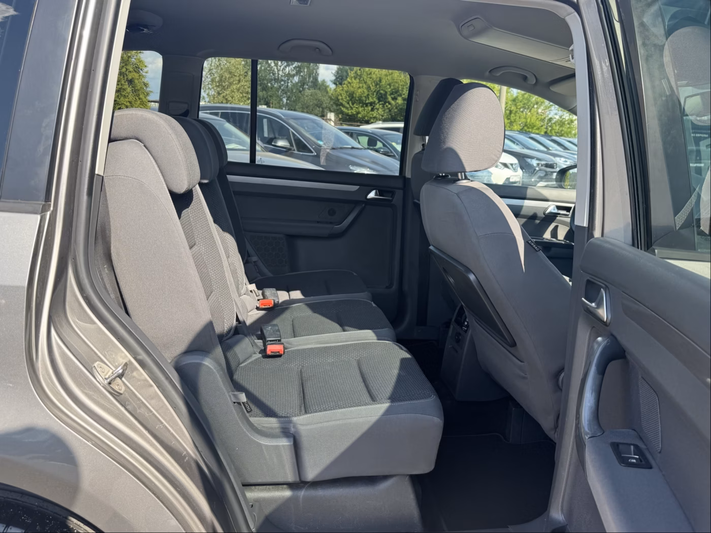 Volkswagen Touran фото 17