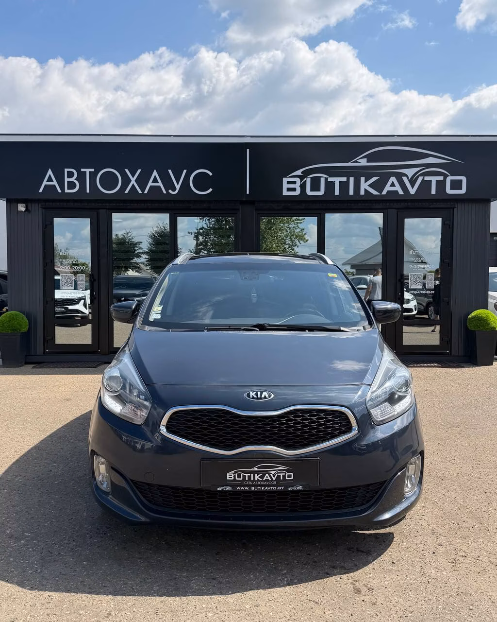 Kia Carens фото 2