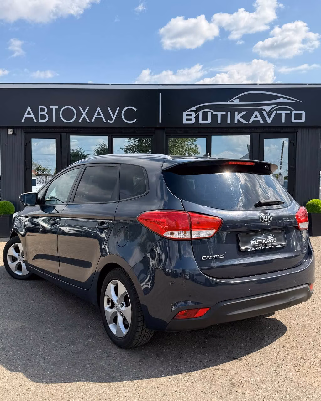 Kia Carens фото 4