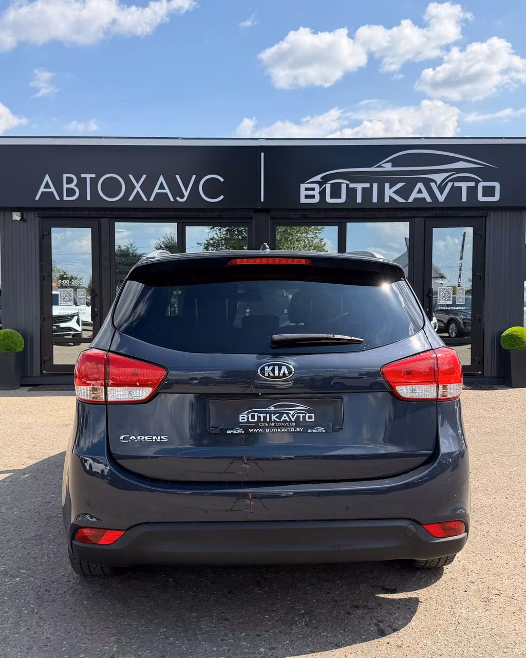 Kia Carens фото 5