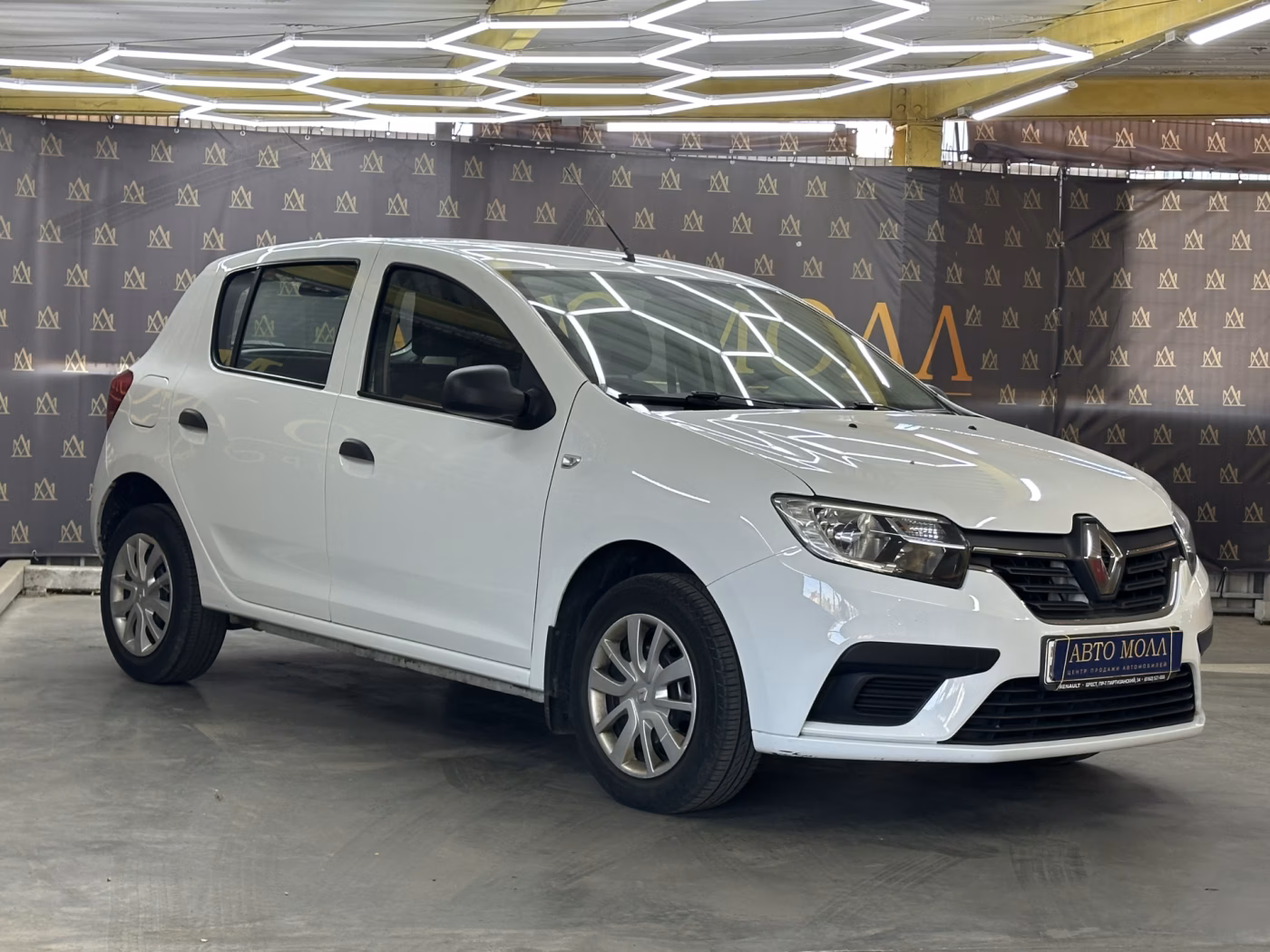 Renault Sandero фото 4