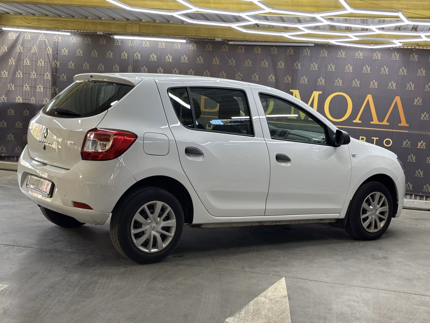 Renault Sandero фото 9