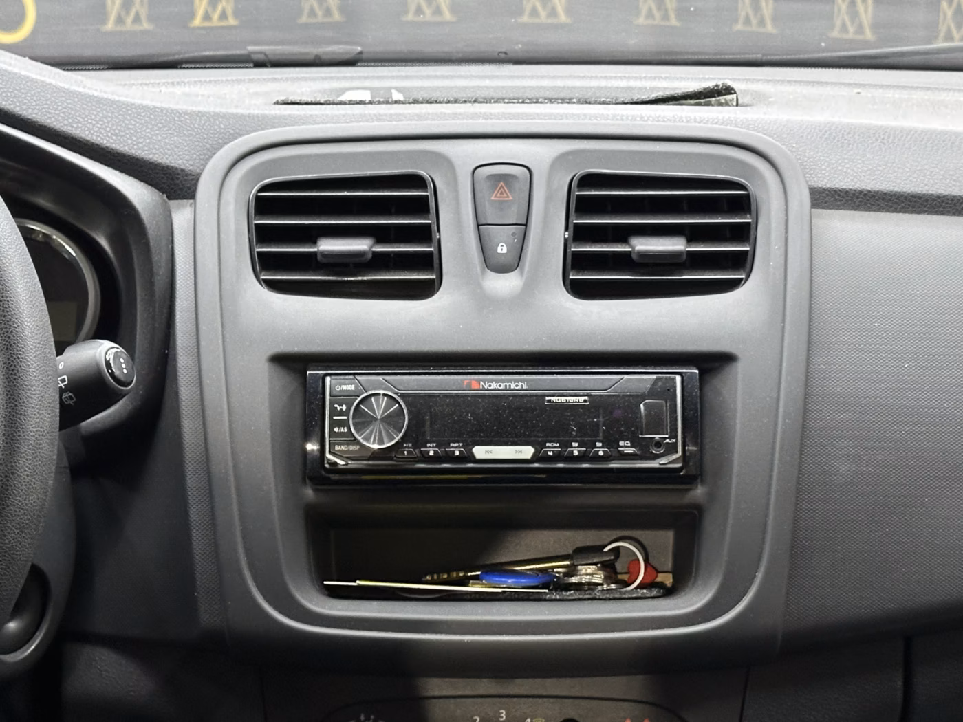 Renault Sandero фото 14